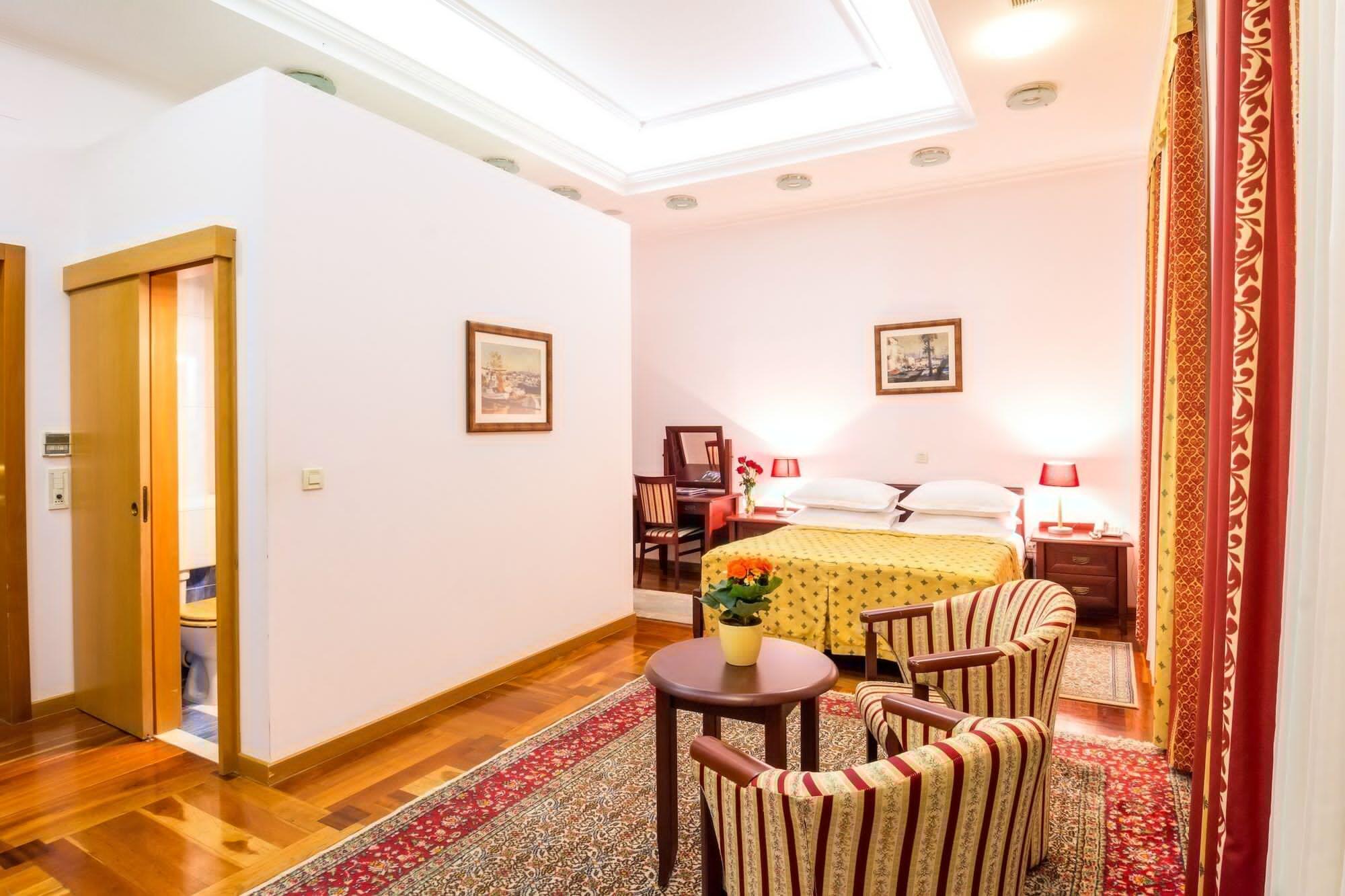 Palazzo President Hotel